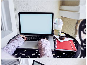 11款筆記本網(wǎng)頁展示場景圖高清PSD模板 專業(yè)設(shè)計(jì)與高效展示的必備素材